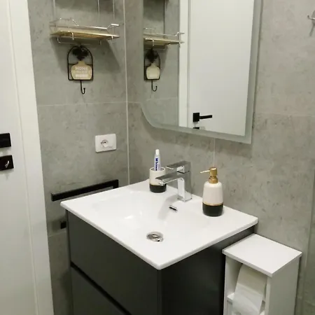 Hello Happy, 19 Apartamento