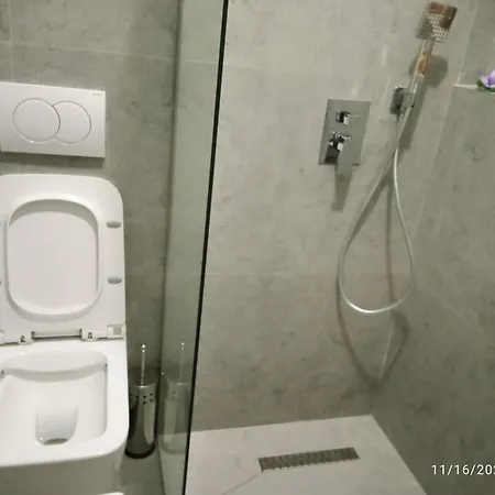 Hello Happy, 19 Apartamento